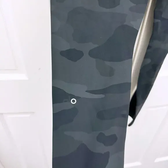 ALO YOGA High-waist Vapor Legging - Picture 8 of 9